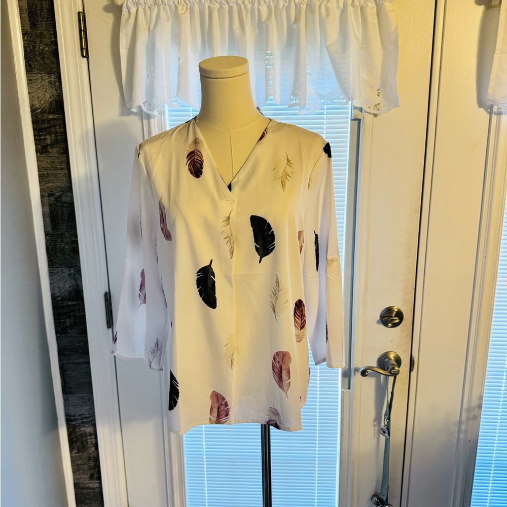 Boutique Shirt SZ MED NWOT‎